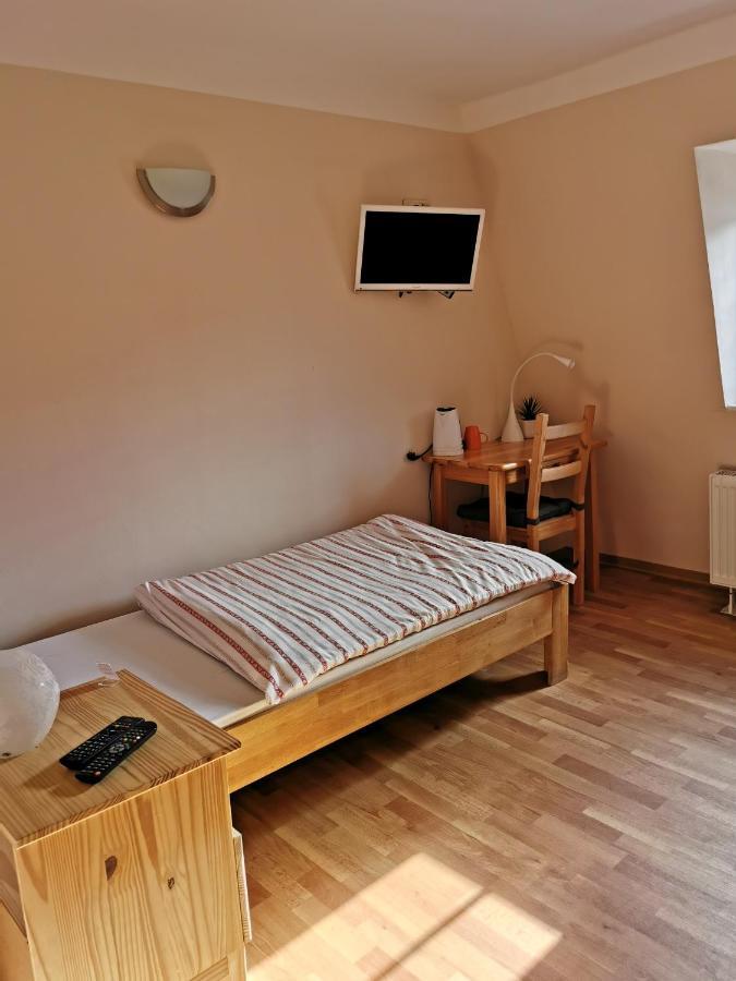 Pension Am Rheinsteig Hotel Leutesdorf Bagian luar foto